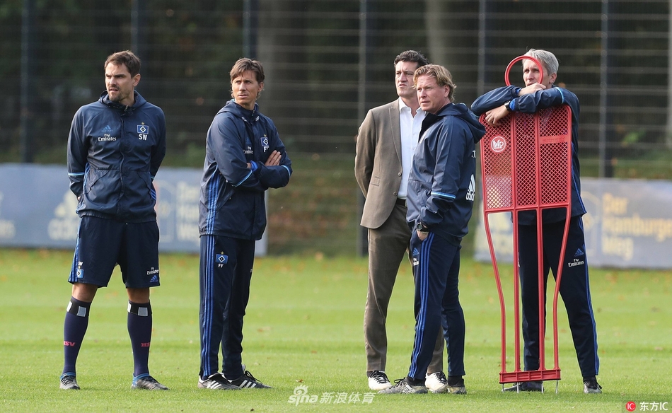 爱游戏网址 -今晚体能课后，浙江稠州内部沟通备战德甲，气氛紧张，团队化学反应显著 