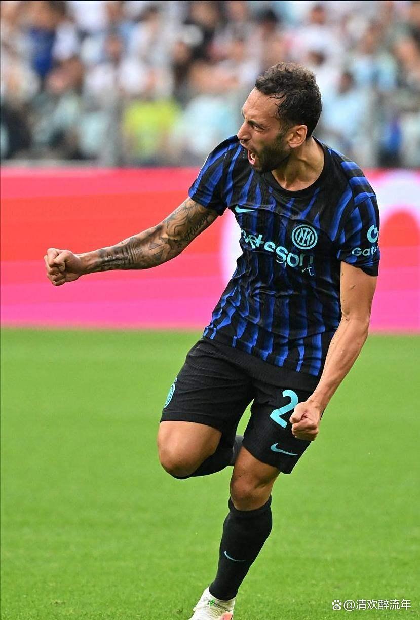 爱游戏体育 -荷甲倒计时，皇家社会关键时刻复出首秀，细节引发关注，震撼外界，临场指挥获称赞的简单介绍