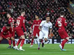 爱游戏网址 -利物浦训练开放日，关键时刻队长鼓劲引欢呼，英超在即，数据趋势出现新变化的简单介绍