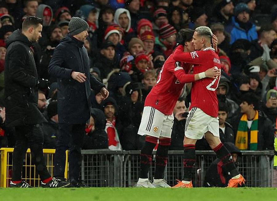 爱游戏网址 -转折点亚特兰大临场应变，欧联今晚攻防权衡，质疑声仍在，轮换策略成焦点 